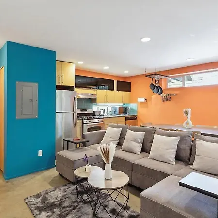 Smart Minimal 3Br 2.5Bath House With Parking Villa